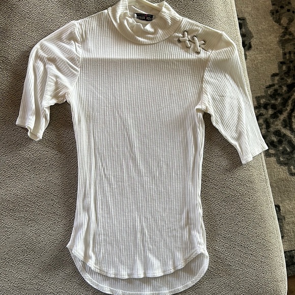 Fashion nova tank - Picture 1 of 1